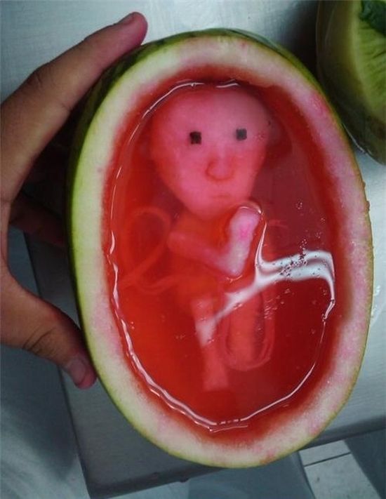 aborto de melancia - meme